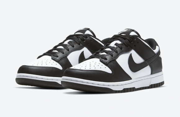 Nike Dunk Low Black White